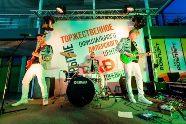 Открытие обновленного дилерского центра «Авто-Ревю» в Ростове